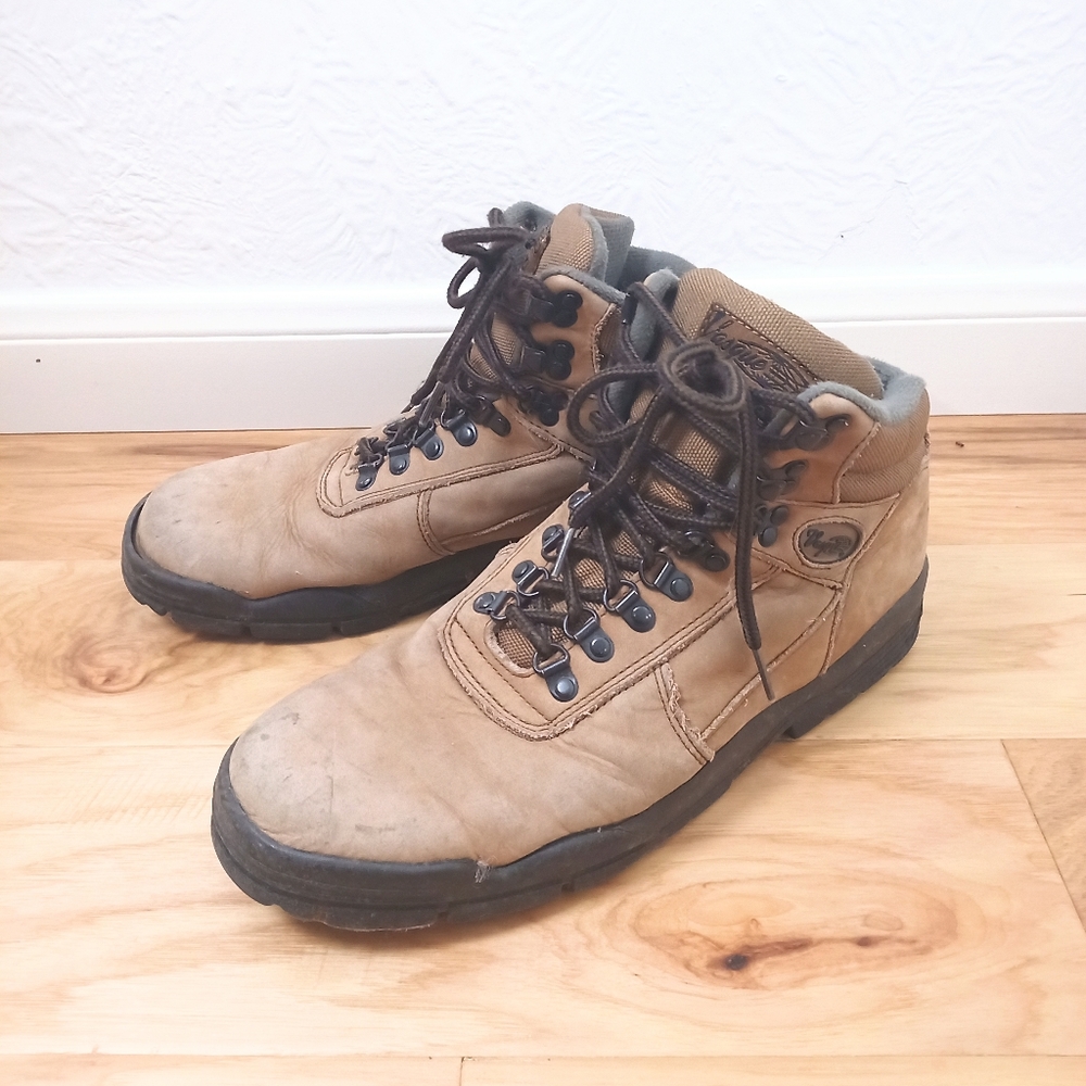 Vasque Hiking Boots Women's 10.5
